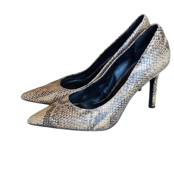 Lauren Ralph Lauren Snakeskin Embossed Leather Pointed Toe Stilletto Heels - Picture 15 of 16